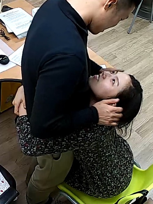 Porn Video Surveillance - Hacking office surveillance cameras: In the Korean office, the boss and the  secretary watched porn videos together, and the boss fucked the female  secretary. Creampie - Stingy cat